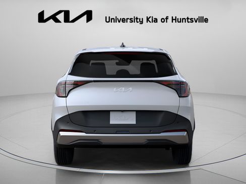 New 2026 Kia Sportage EX FWD image 6
