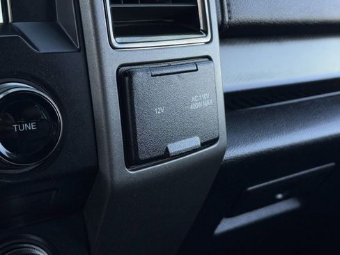 Used 2018 Ford F150 Raptor w/ Equipment Group 802A Luxury image 23