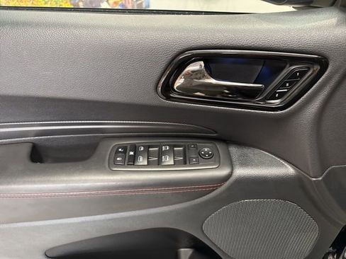 Used 2024 Dodge Durango GT image 23