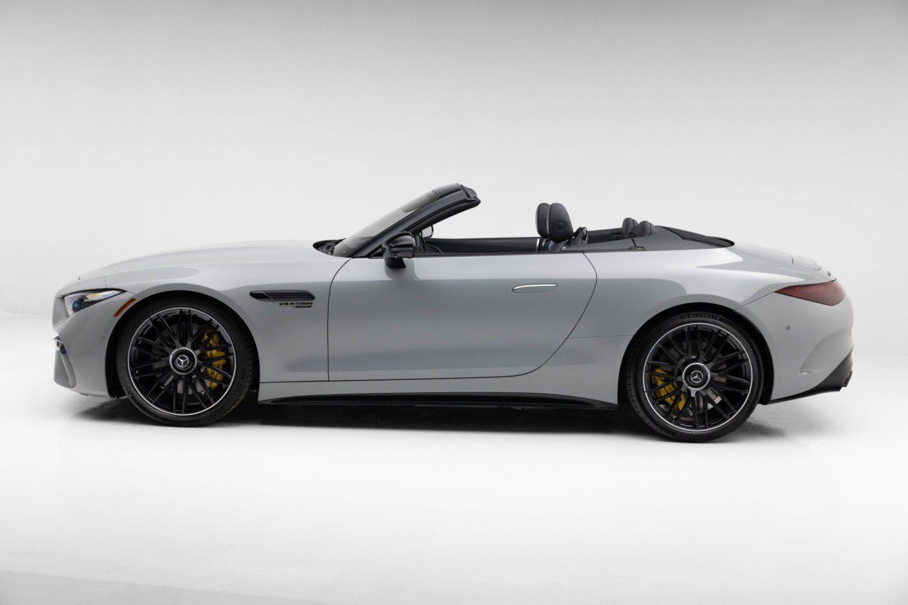 Used 2022 Mercedes-Benz SL 63 AMG 4MATIC image 13