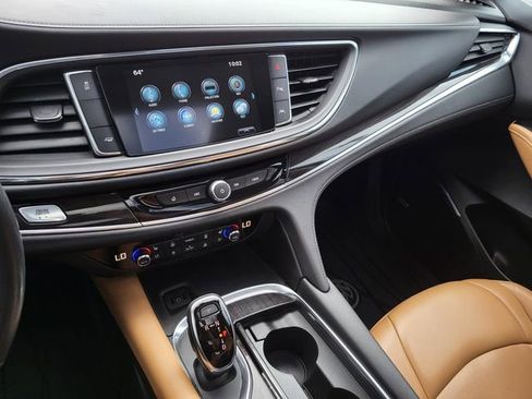 Used 2018 Buick Enclave Premium w/ Experience Buick Package image 21