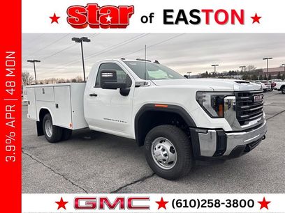 New 2025 GMC Sierra 3500 Pro w/ Convenience Package