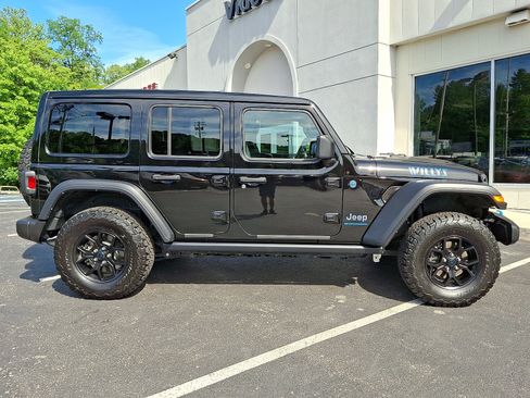 Used 2024 Jeep Wrangler Unlimited AWD/4WD image 7