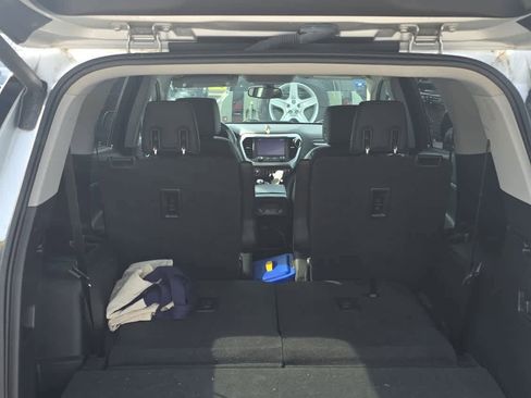 Used 2019 GMC Acadia SLT FWD image 4