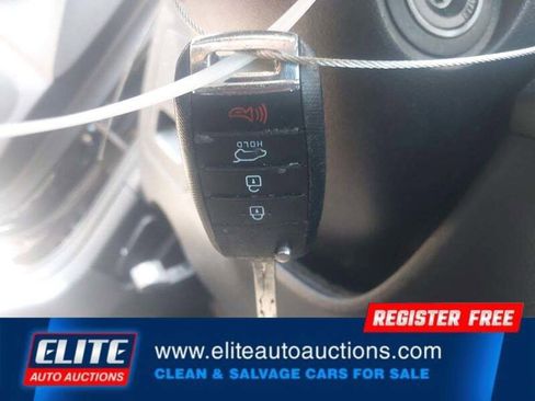 Used 2017 Kia Sportage LX image 22