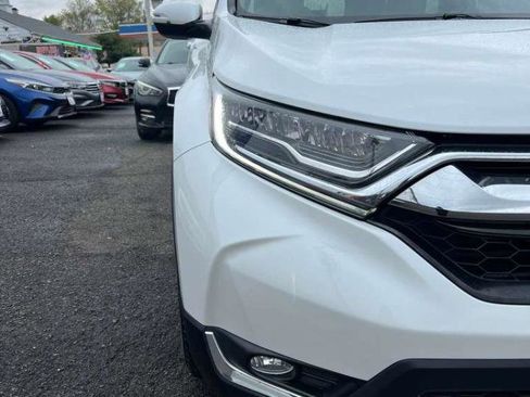 Used 2019 Honda CR-V Touring image 2