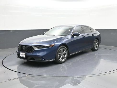 Used 2024 Honda Accord EX image 30