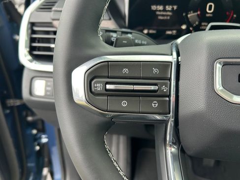 New 2026 GMC Acadia Denali w/ Super Cruise Package image 17