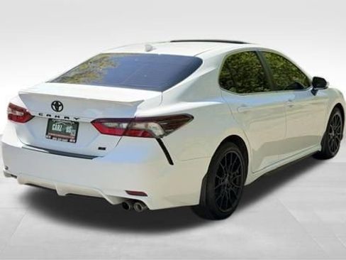 Used 2022 Toyota Camry SE w/ TRD Appearance Package (TMS) FWD image 6