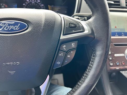 Used 2020 Ford Fusion Titanium image 30