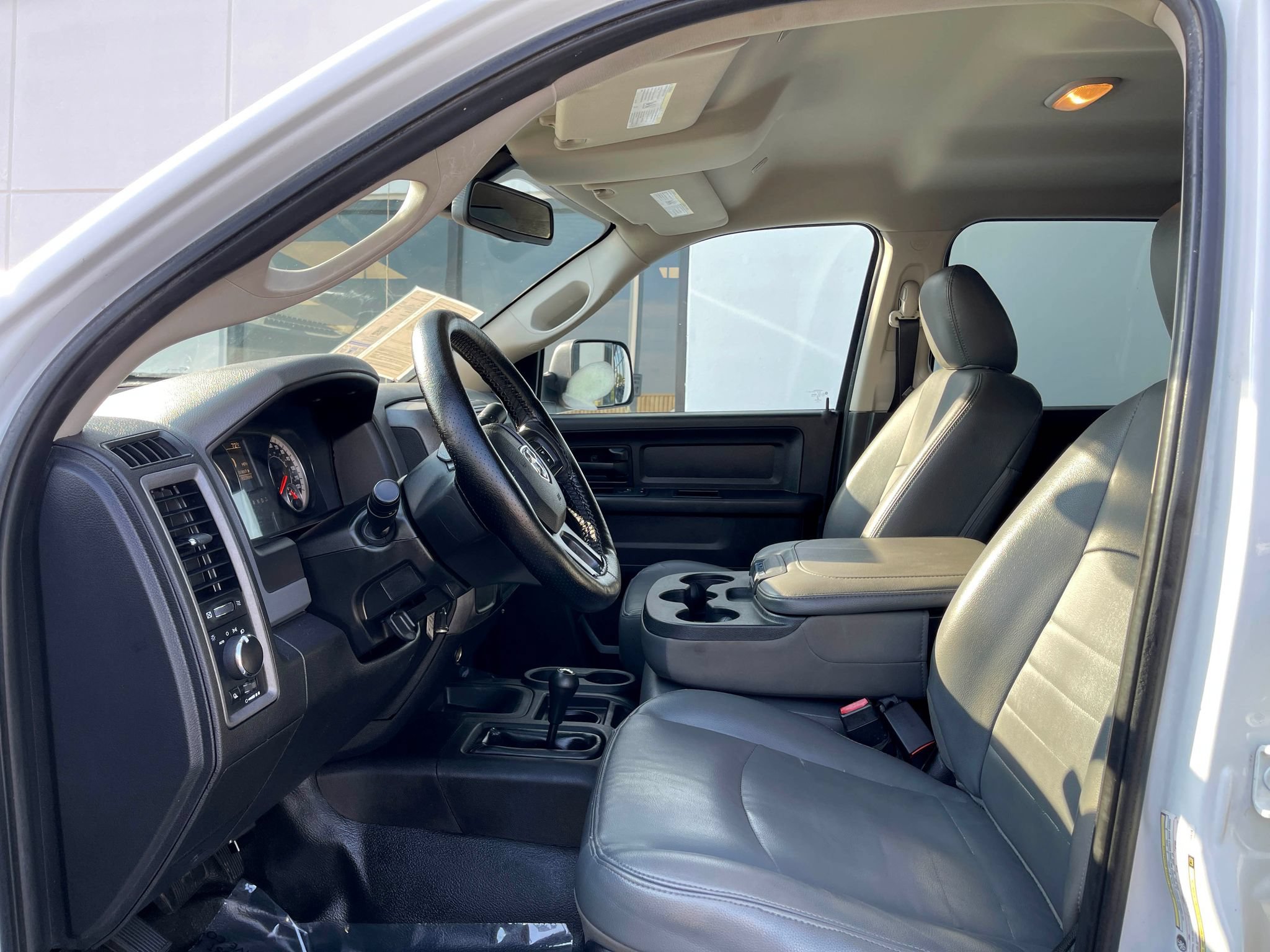 Used 2018 RAM 2500 Tradesman w/ Chrome Appearance Group AWD/4WD image 10