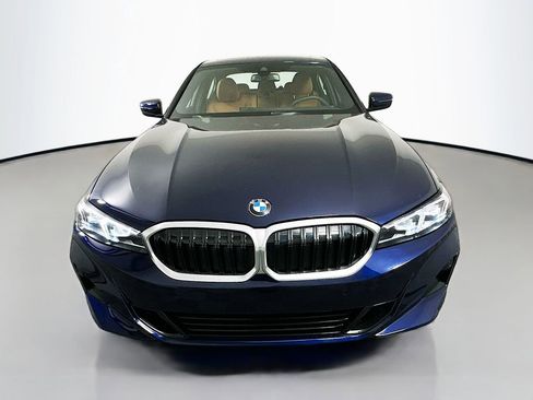 Used 2025 BMW 330i Sedan w/ Convenience Package image 2
