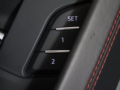 Used 2019 Lamborghini Urus image 43