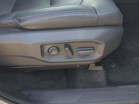 Used 2024 Toyota Sequoia Limited AWD/4WD image 31