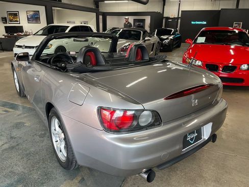 Used 2001 Honda S2000 image 11