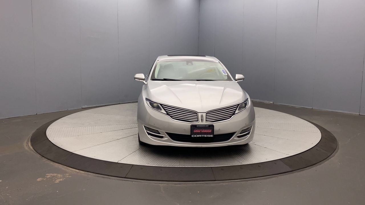 Used 2016 Lincoln MKZ Hybrid w/ Equipment Group 600A Reserve FWD image 8