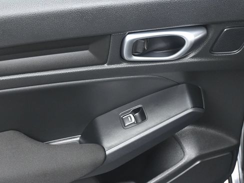Used 2024 Honda Civic LX image 13