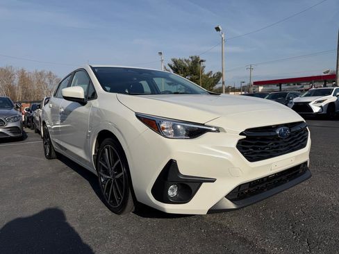 Used 2024 Subaru Impreza 2.0i Sport AWD/4WD image 3