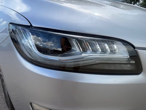 Used 2017 Lincoln MKZ Premiere FWD image 12