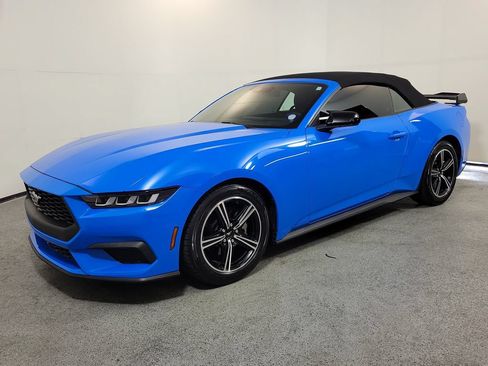 Used 2024 Ford Mustang Premium RWD image 3