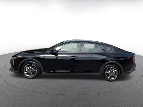 Used 2025 Kia K4 LXS image 7