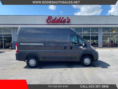 Used 2018 RAM ProMaster 2500 FWD image 1