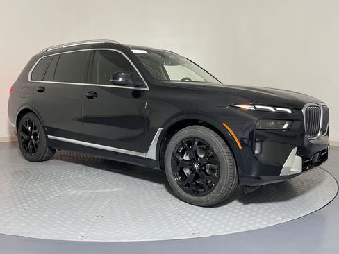 Used 2026 BMW X7 xDrive40i image 7