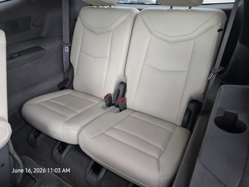 Used 2023 Cadillac XT6 Premium Luxury w/ Technology Package FWD image 17