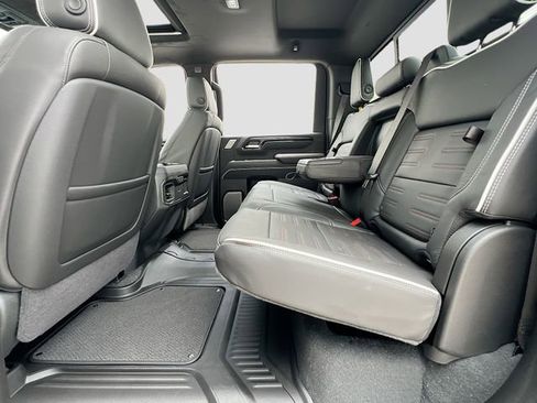 New 2026 GMC Sierra 2500 AT4X AWD/4WD image 17