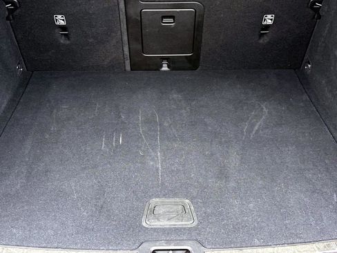 Certified 2025 Volvo XC60 B5 Plus image 11