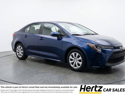 Used 2025 Toyota Corolla LE FWD image 1