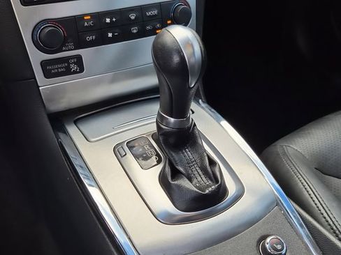 Used 2014 INFINITI Q60 Journey w/ Premium Package image 29