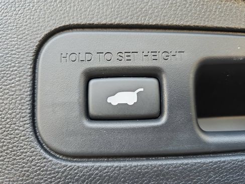 Used 2025 Acura MDX SH-AWD image 14