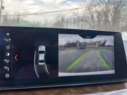 Used 2018 BMW 540i xDrive image 26