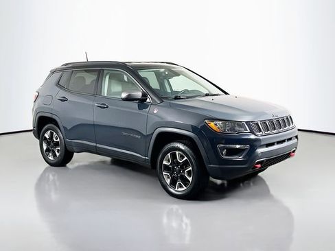Used 2018 Jeep Compass Trailhawk w/ Navigation Group image 2