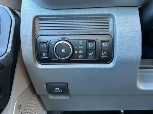 New 2026 Ford F250 XLT w/ XLT Premium Package image 26