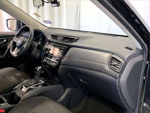 Used 2017 Nissan Rogue SV FWD image 28