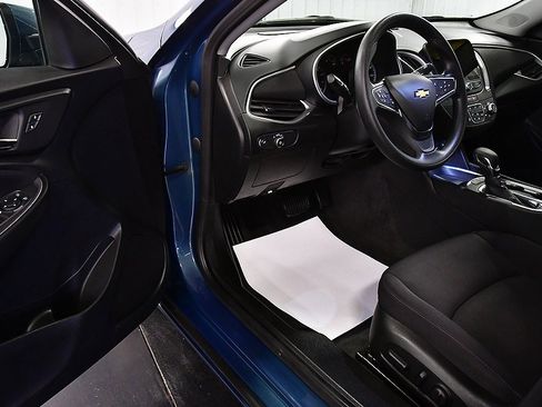 Used 2024 Chevrolet Malibu LT image 14