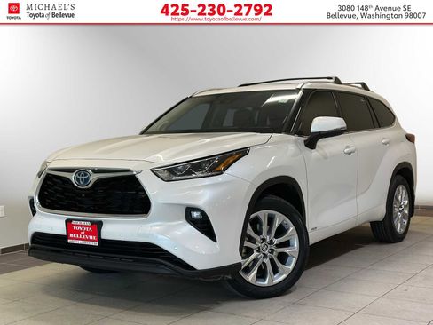 Certified 2022 Toyota Highlander Limited image 1