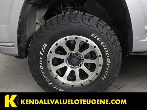 Used 2014 Toyota 4Runner Limited AWD/4WD image 9