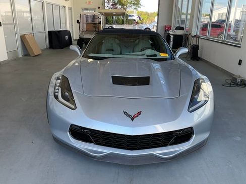Used 2017 Chevrolet Corvette Grand Sport image 2