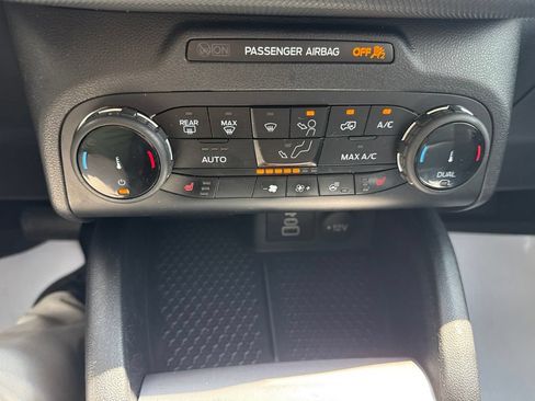 Used 2023 Ford Bronco Sport Outer Banks AWD/4WD image 16
