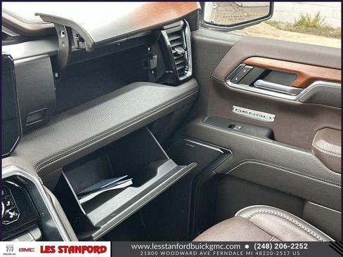 Used 2023 GMC Sierra 1500 Denali w/ Technology Package image 32