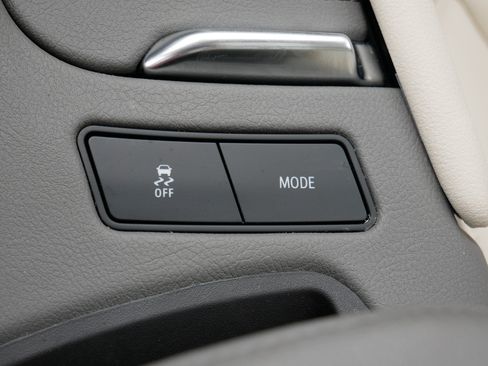 Used 2024 Cadillac XT6 Premium Luxury w/ LPO, Floor Liner Package AWD/4WD image 30
