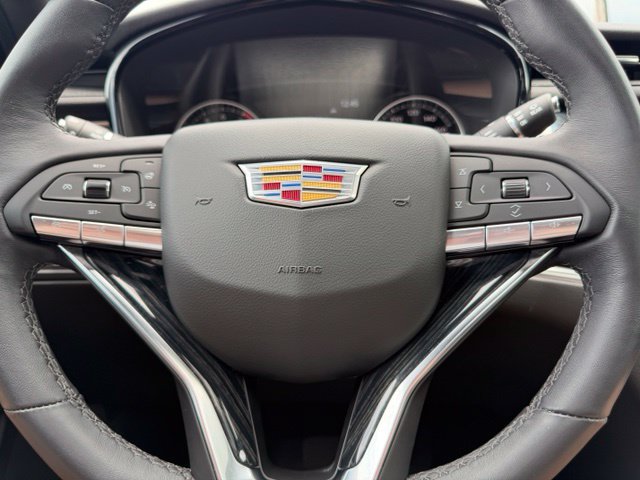 Used 2024 Cadillac XT6 Premium Luxury w/ LPO, Floor Liner Package AWD/4WD image 29