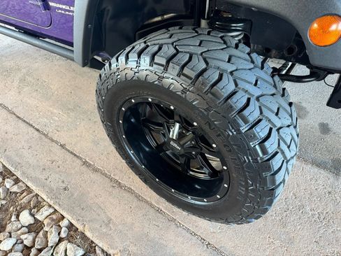 Used 2018 Jeep Wrangler Unlimited Sport S image 27