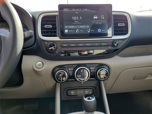 New 2026 Hyundai Venue SEL image 12