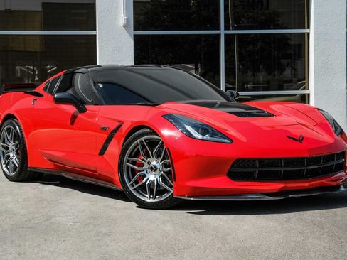 Used 2015 Chevrolet Corvette Stingray Coupe w/ 2LT Preferred Equipment Group RWD image 7