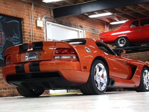 Used 2006 Dodge Viper SRT-10 RWD image 36