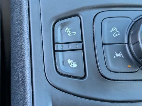 Used 2020 GMC Terrain SLT image 20